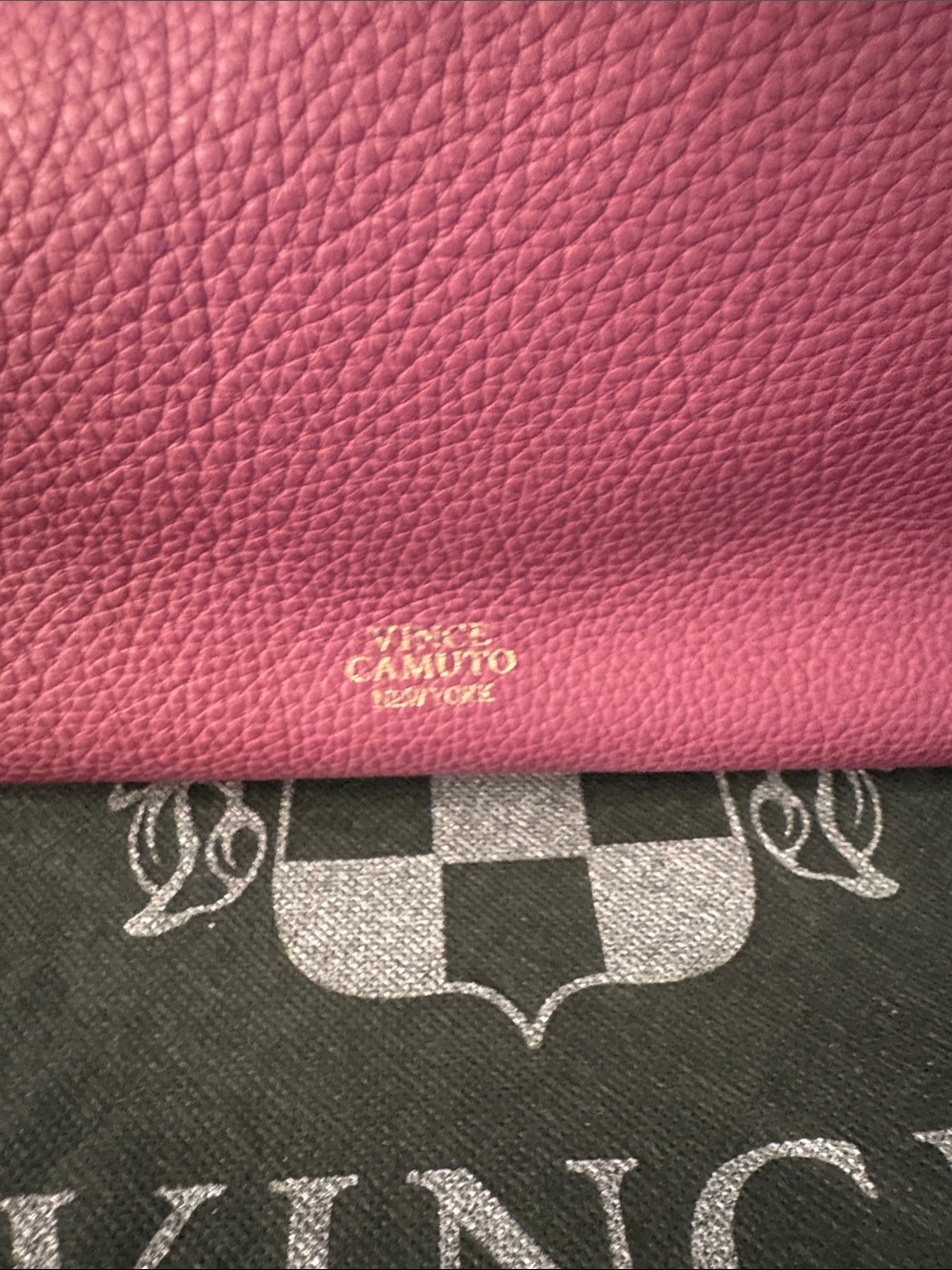 Vince Camuto Fig Jam Pink Pebbled Leather Goldtone Zip Hobo Shoulder Purse Bag - Picture 3 of 16